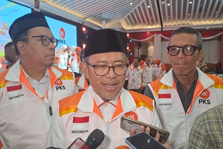 Plh Presiden PKS Ahmad Heryawan