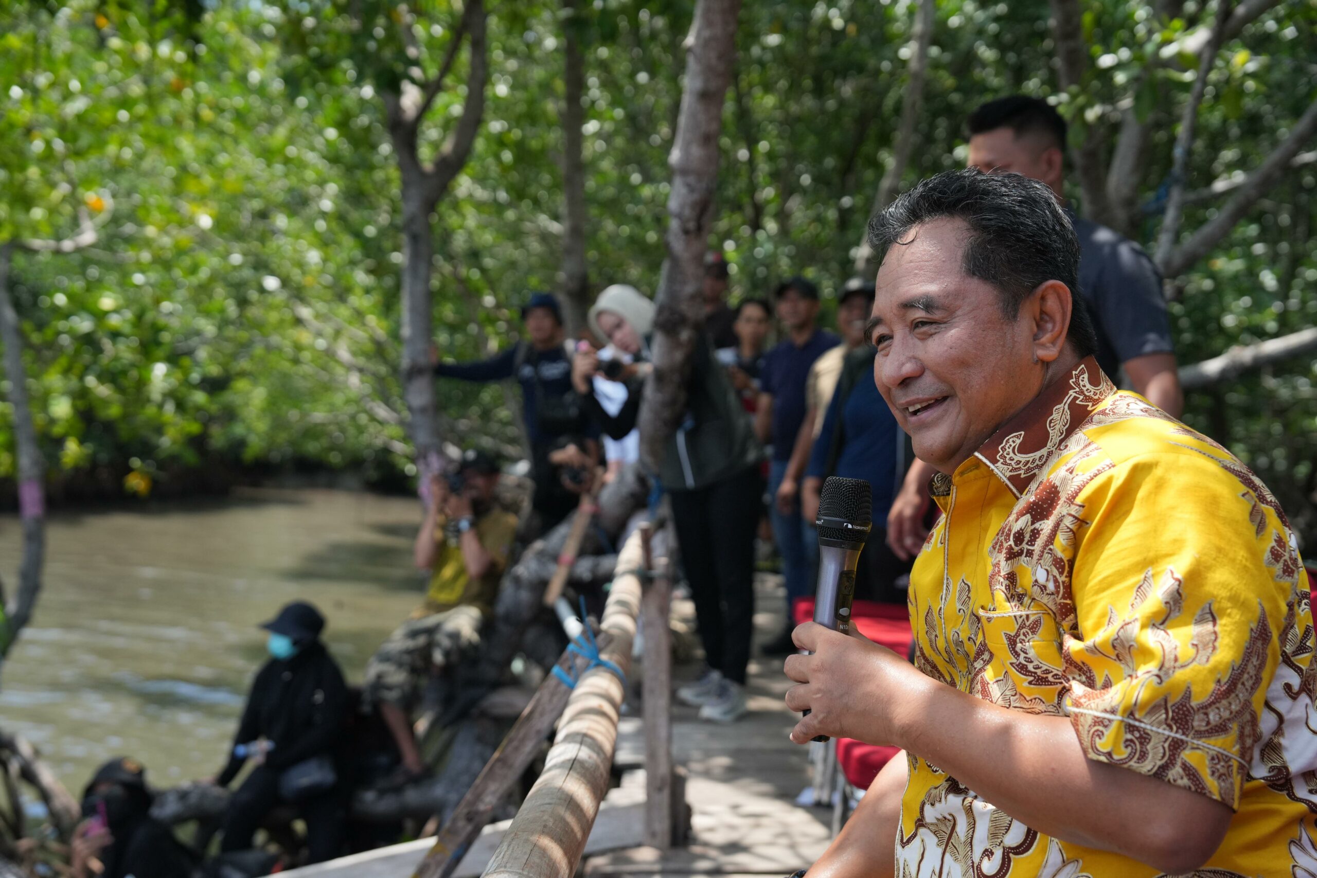 Tanam Mangrove Libatkan OPD dan Maysarakat, PJ Bahtiar: Ini Perlu Berkelanjutan