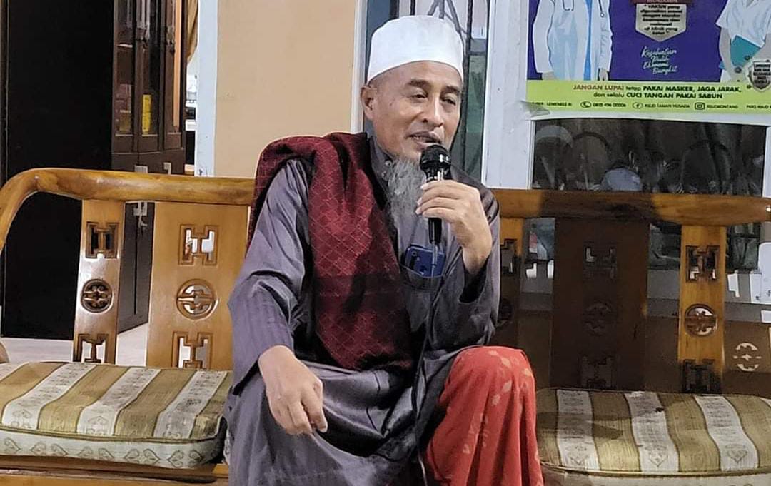Tokoh Agama Luwu Utara Ustadz Drs H Dullah Bingkasa M M Pd