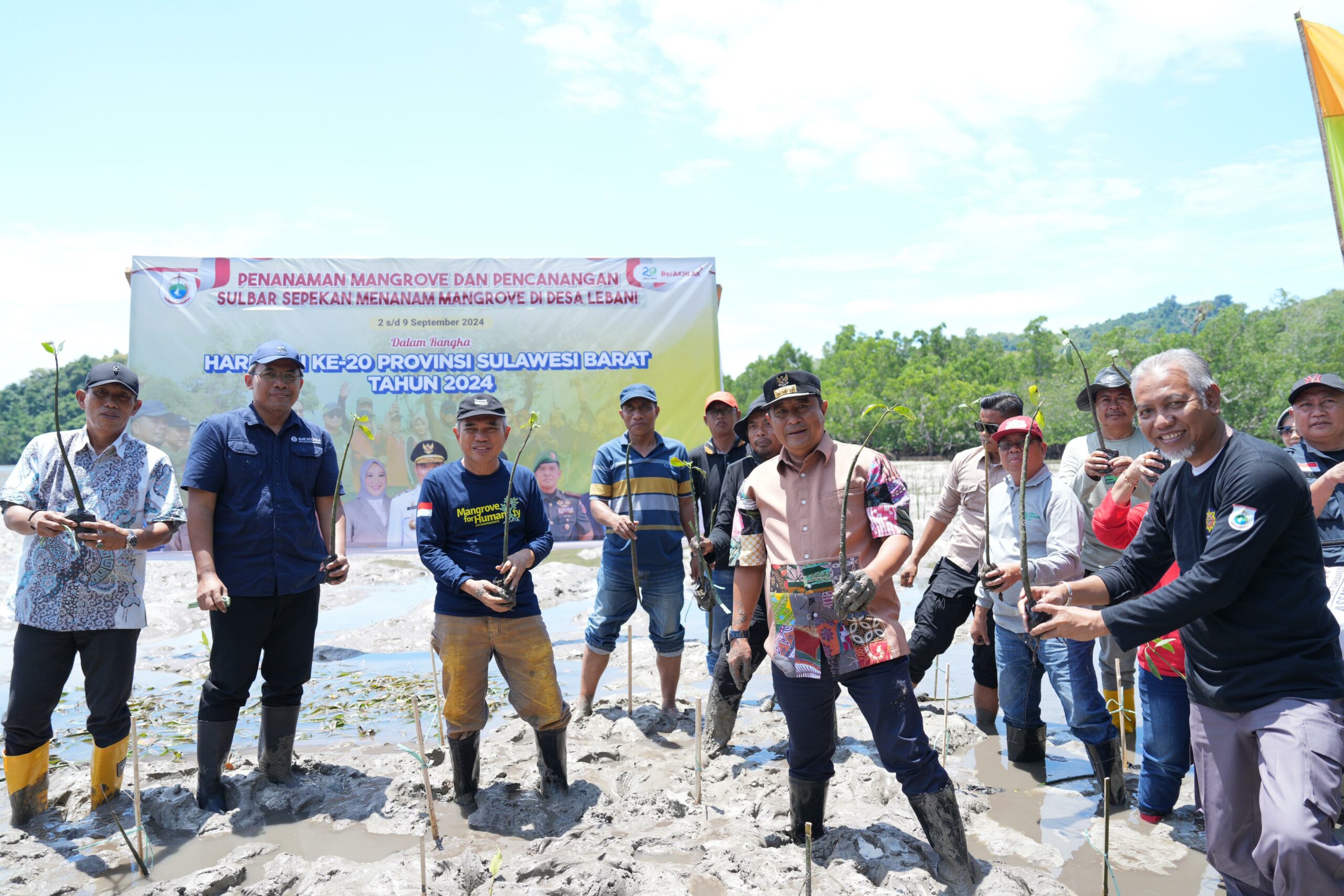 PJ Gubernur Sulbar Bersama Forkopimda Kompak Galakkan Penanaman Mangrove