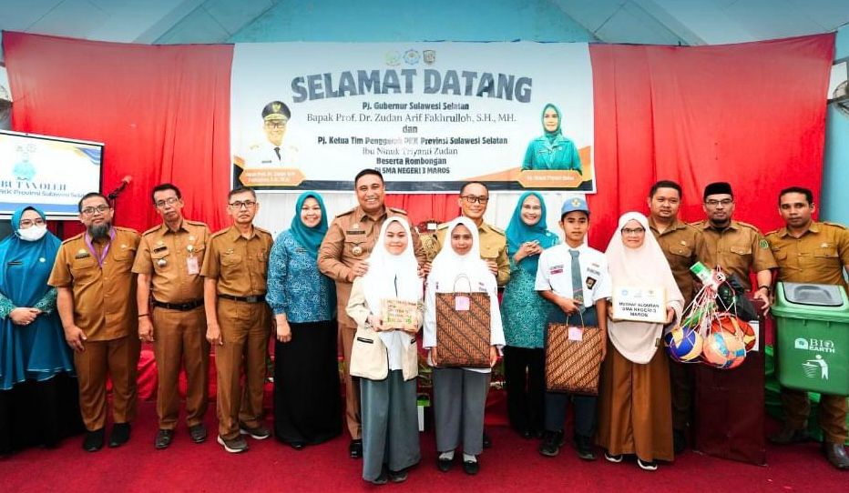 Bupati Maros Mendampingi PJ. Gubernur Sulsel dalam Kunjungan ke SMAN 3 Maros