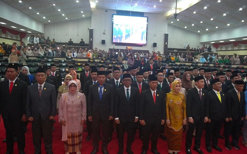 pelantikan anggota dprd sulsel