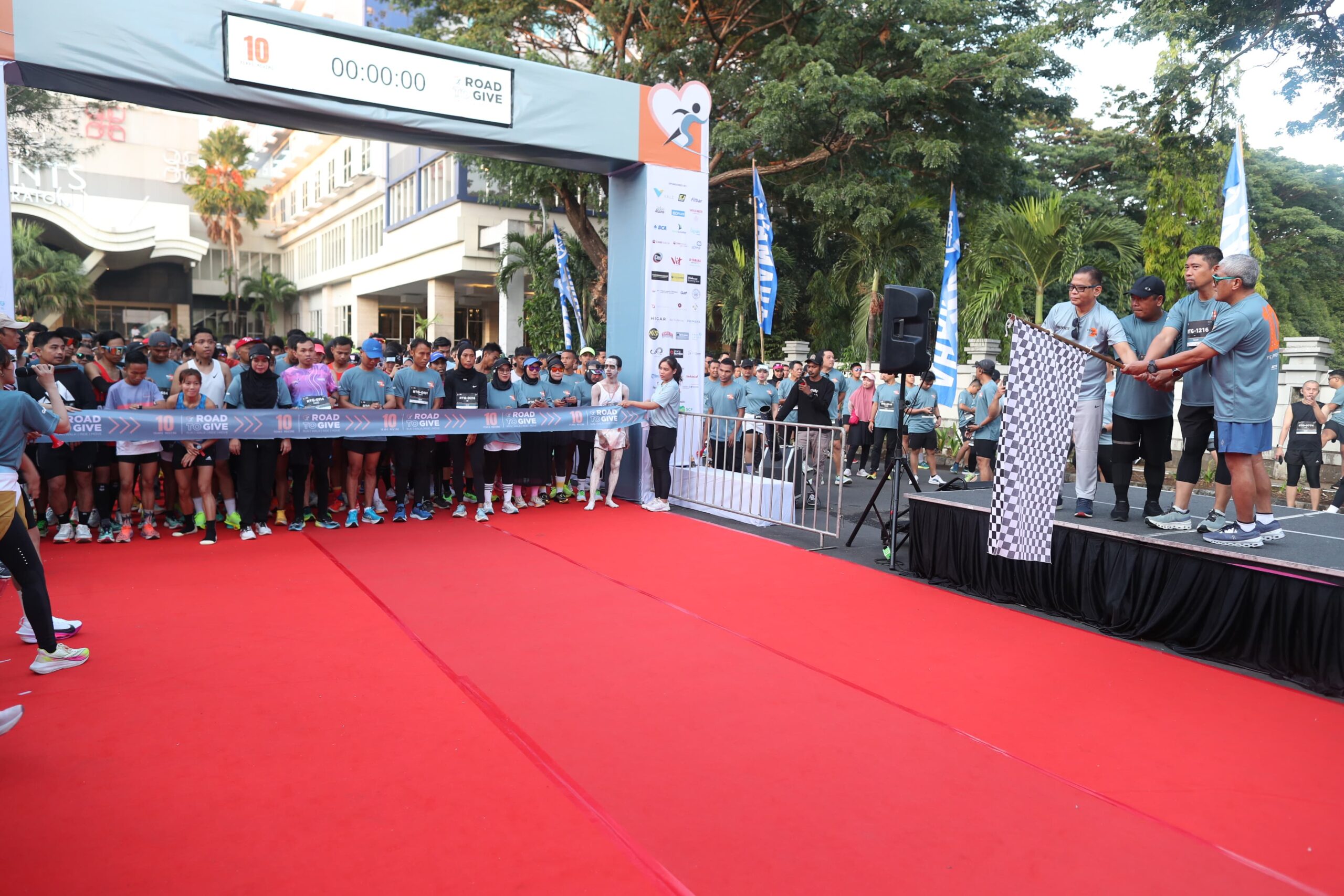 Andi Arwin Azis Lepas dan Ikuti Road to Give 2024