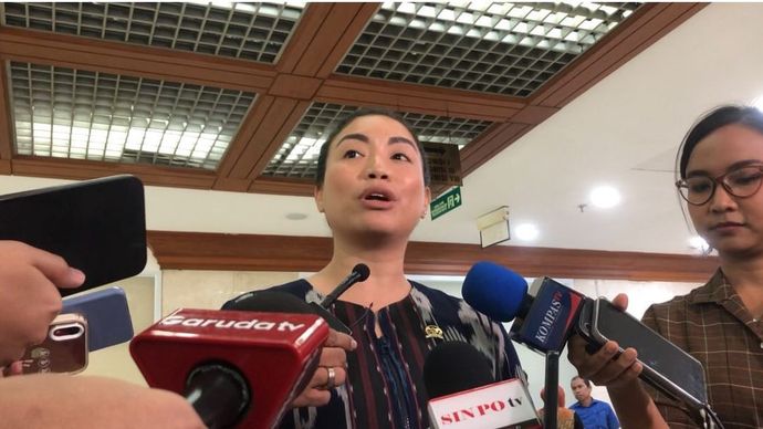 Gerindra Dukung Kebijakan Menteri Pakai Mobil Maung : Pro Produk Lokal