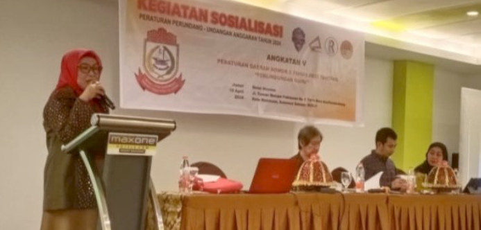 Apiaty Amin Syam Sebut Perda Perlindungan Guru Buat Mereka Nyaman Me