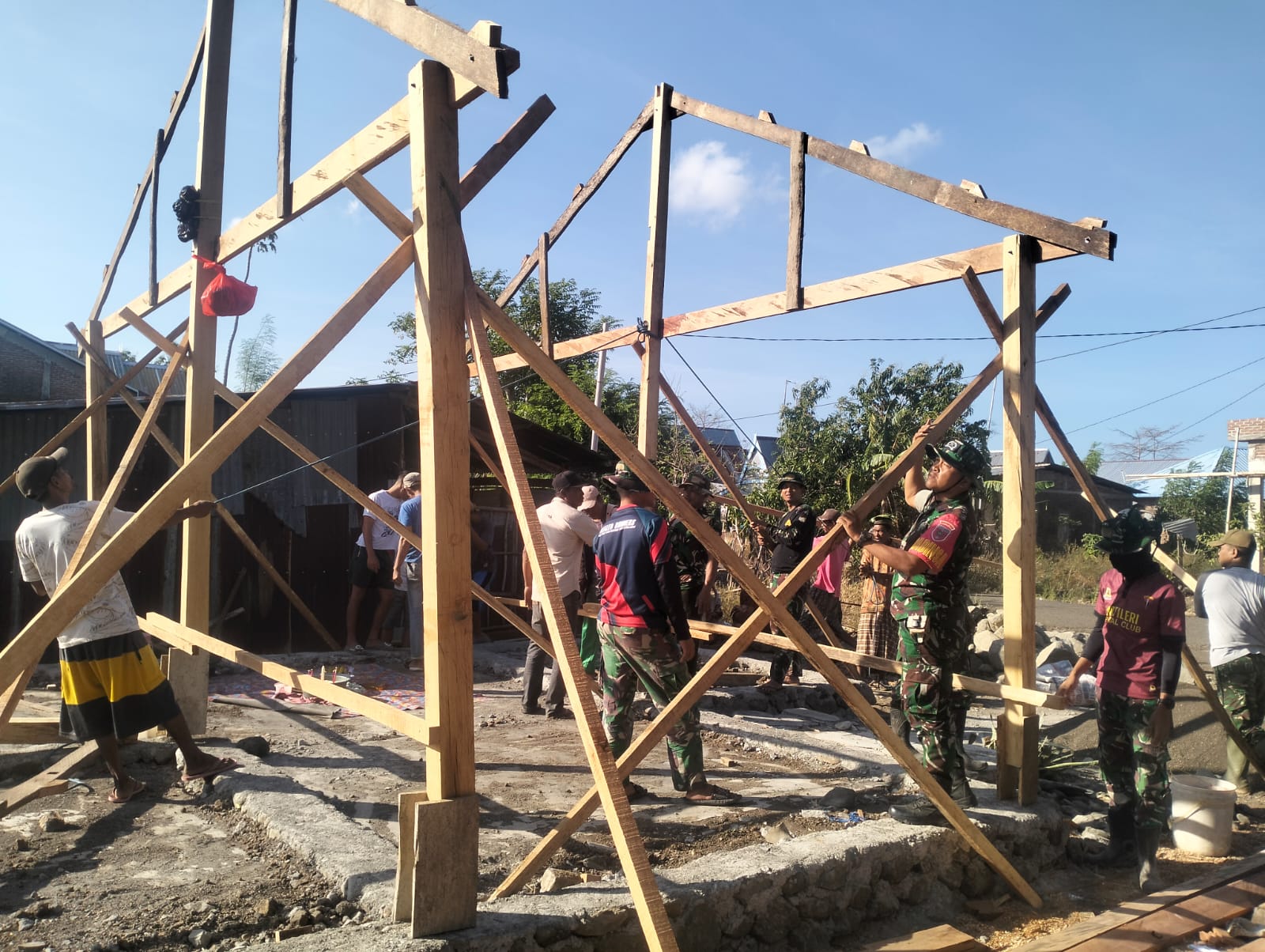 Rehab Rumah Tidak Layak Huni TMMD Ke 122 Kodim Jeneponto Capai 30%