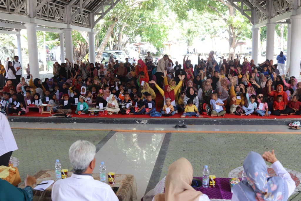 Keseruan Acara Gemar Makan Telur dan Lomba Mewarnai di Kabupaten Selayar