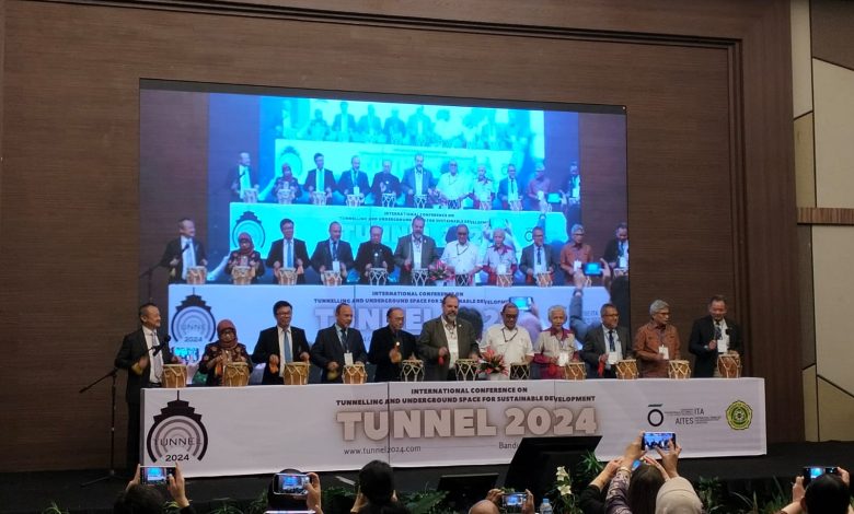 Tunnel 2