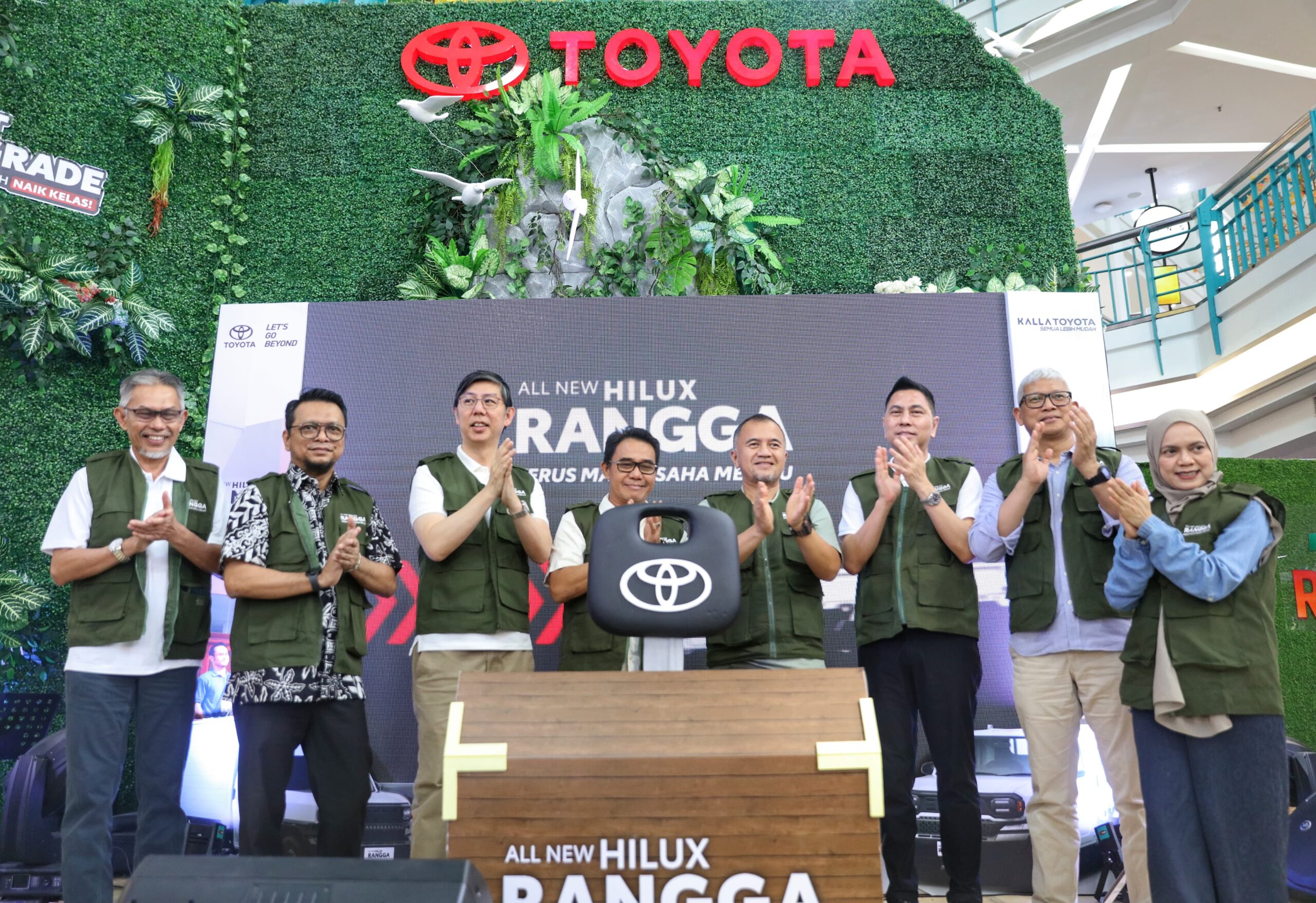 Toyota All New Hilux Rangga Hadir di Makassar: Solusi Bisnis Masyarakat