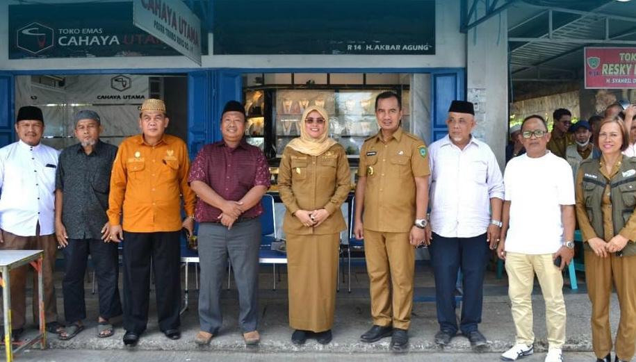 Peletakan Batu Pertama Pembangunan Masjid Nurul Jamaah di Pasar Tramo Maros