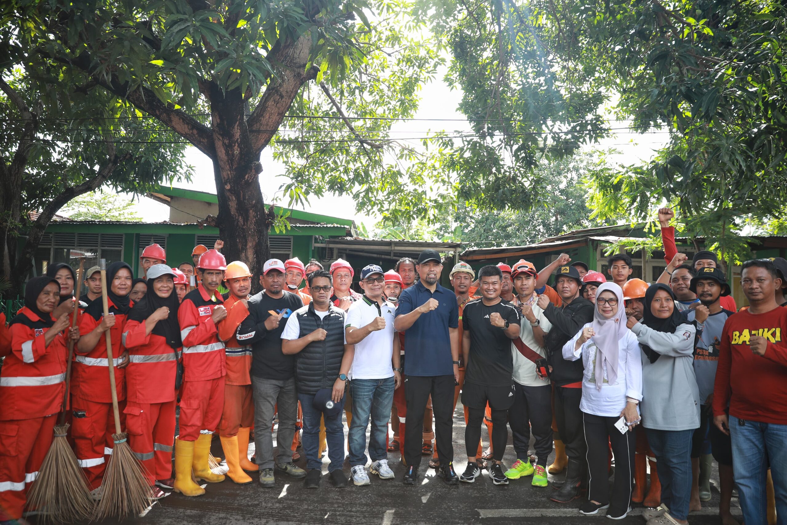 Andi Arwin Tinjau Program Sabtu Bersih, Fokus Normalisasi Drainase Cegah Banjir
