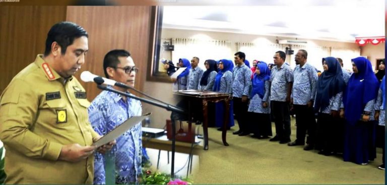 Bupati Maros Chaidir Syam Saat Hadir Acara Pelantikan DPC Ikatan Penyuluh KB Indonesia