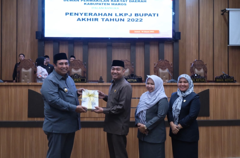 Bupati Maros Chaidir Syam Serahkan Laporan Keterangan Pertanggung Jawaban (LKPJ) Tahun 2022