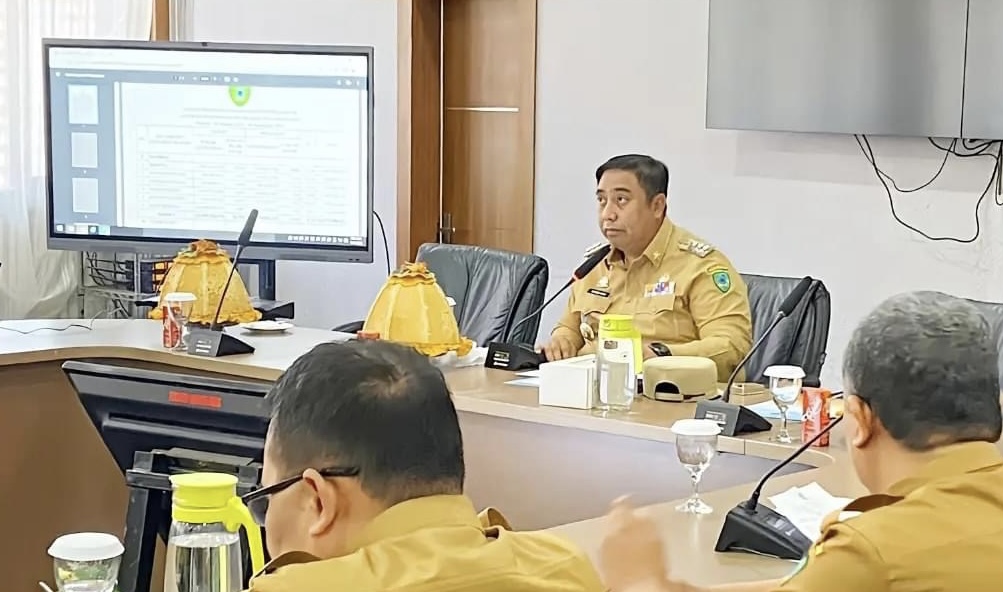 Bupati Maros Pimpin Rapat Evaluasi Pendapatan Asli Daerah Tahun 2023