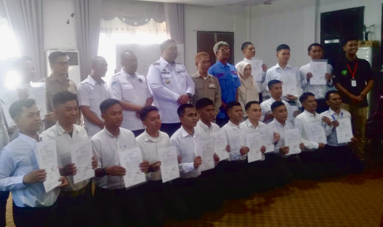 Bupati Maros Tandatangani Kontrak Siswa Yayasan SHIN Indonesia untuk Magang ke Jepang