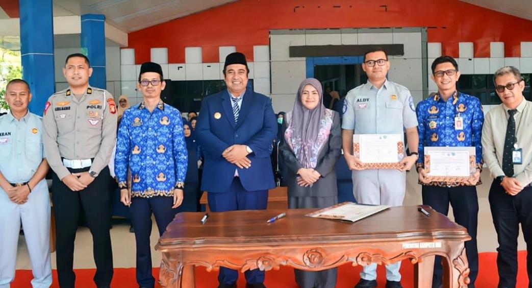 Bupati Maros Teken Sejumlah MoU di Sela Upacara Harkitnas ke-116