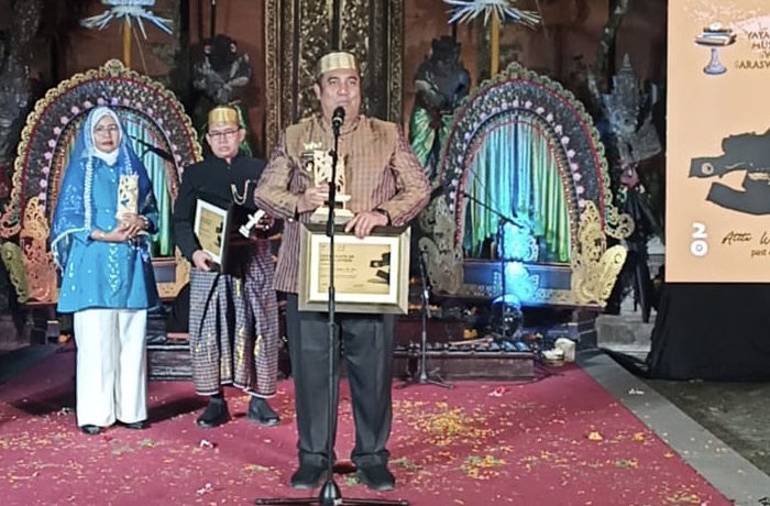 Dorong Literasi Digital, Bupati Maros Terima Penghargaan Internasional