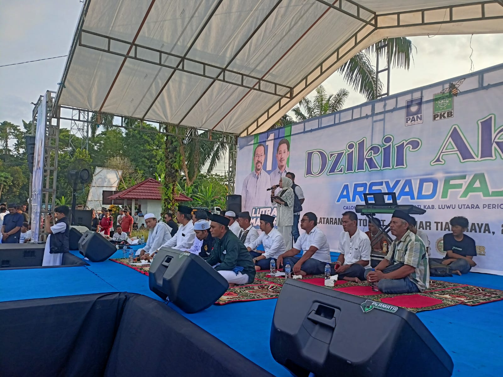 Dzikir dan Doa Bersama : Rakyat Luwu Utara Bersatu Untuk Kemenangan Pasangan AKAR