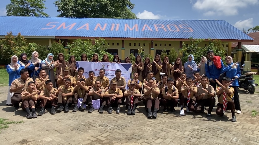 Tim Pengmas FKM Unhas Edukasi Pencegahan Perilaku Catcalling pada Remaja di SMAN 11 Maros