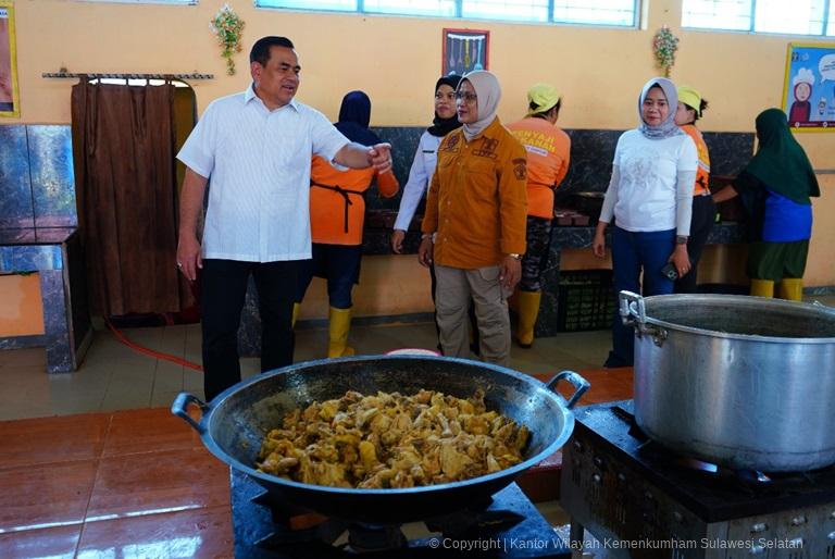 Kakanwil Kemenkumham Sulsel Kunjungi Lapas Perempuan dan Lapas Narkotika Sungguminasa untuk Pastikan Kondusifitas