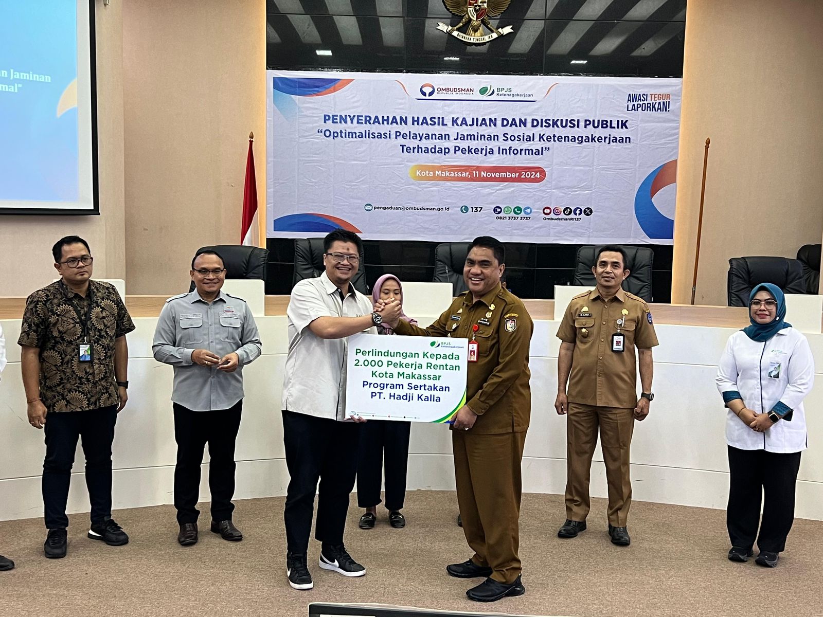Kalla Toyota Gandeng Ombudsman RI Serahkan Kajian untuk Pekerja Informal di Makassar