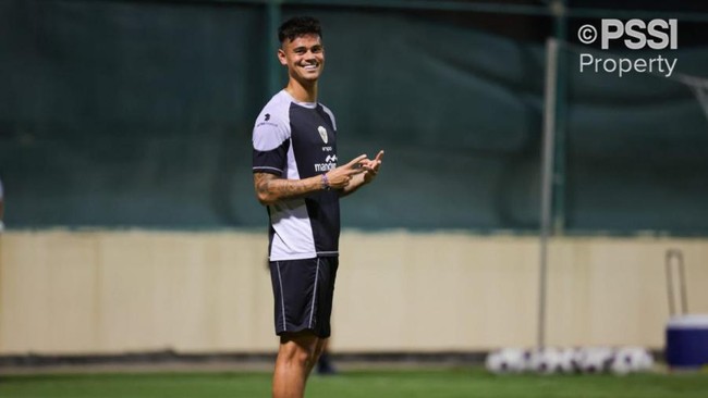 Mees Hilgers Bakal Absen Bela Timnas Lawan Jepang dan Saudi