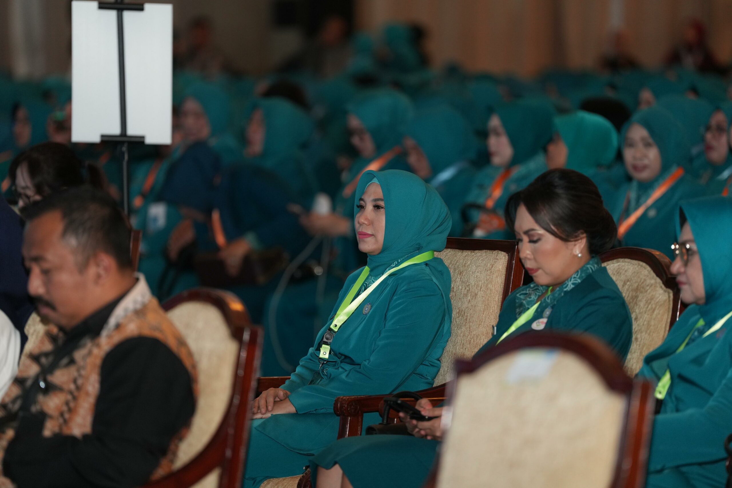 PJ Ketua TP PKK Sulbar Sofha Marwah Bahtiar Saat Menghadiri Pelantikan Ketua Umum TP PKK Nasional Ny. Tri Tito Karnavian