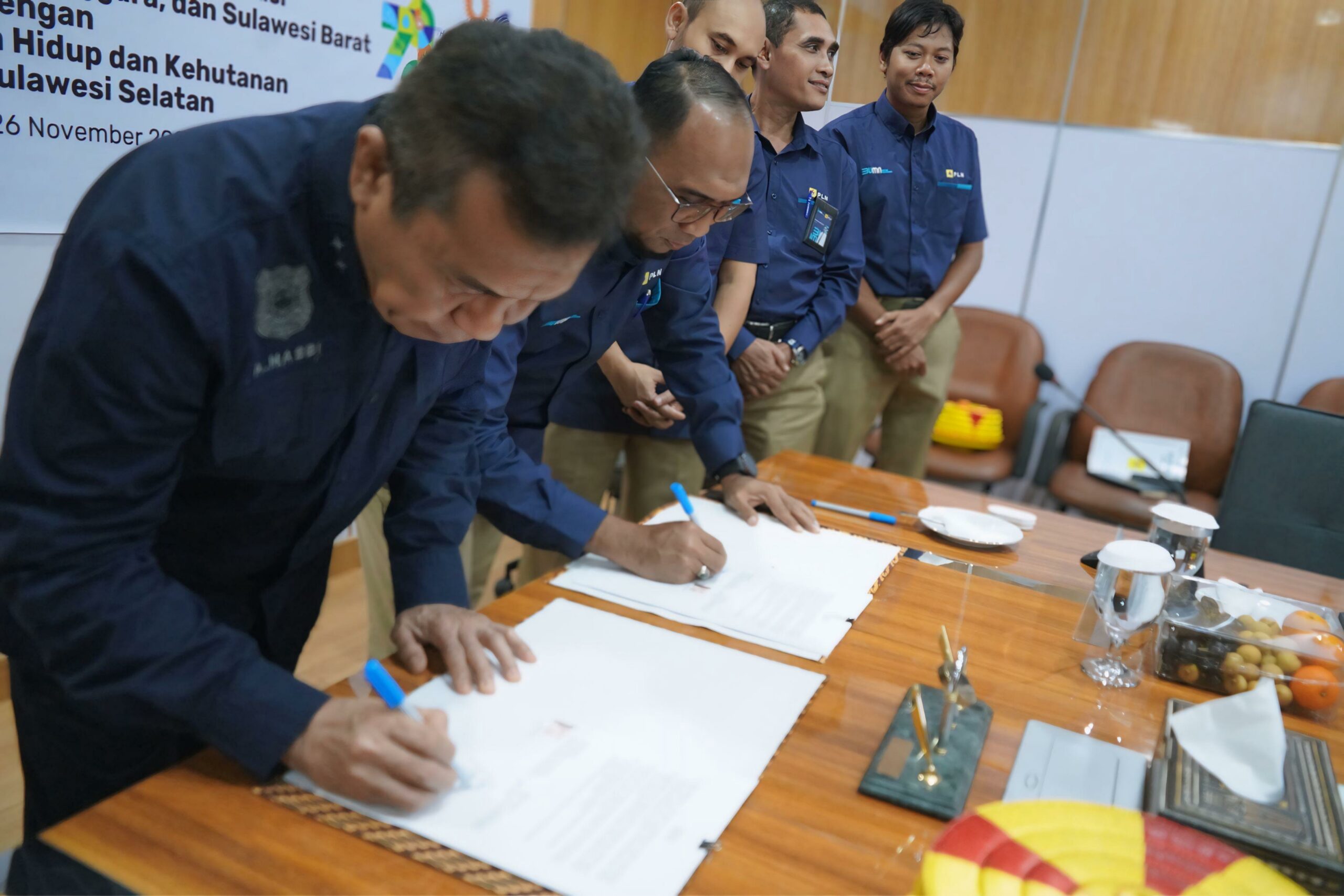 PLN Gandeng DLH untuk Tingkatkan Akses Listrik di Desa Pakeng dan Rajang