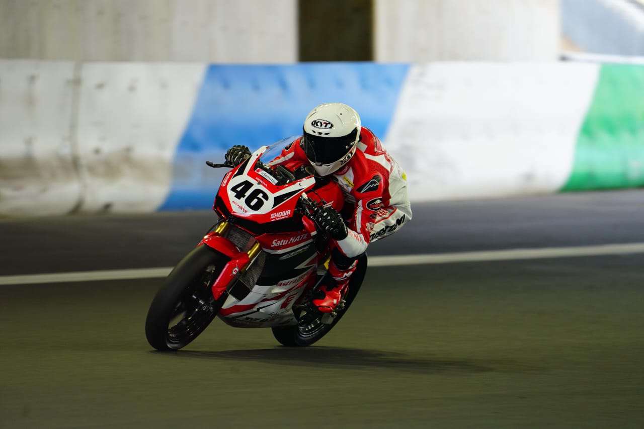 Pebalap AHRT Optimis Raih Gelar Juara di Seri Penutup ARRC 2024