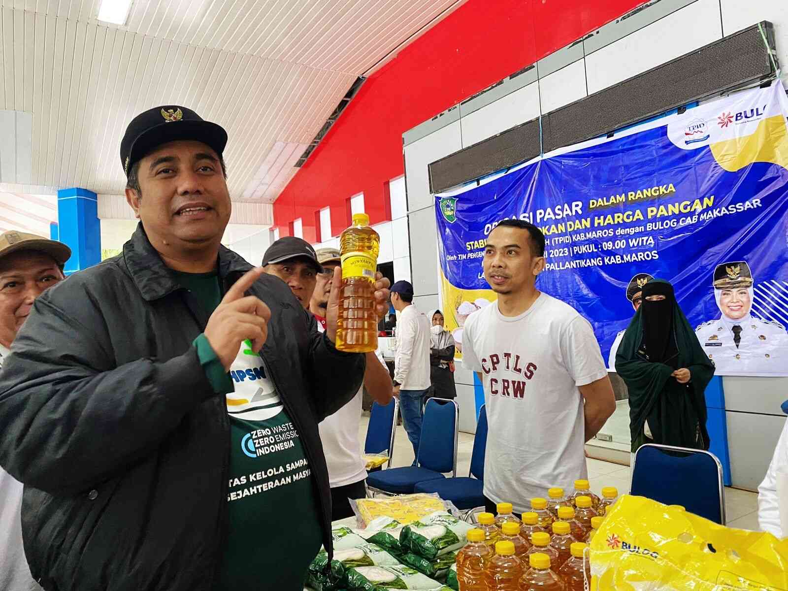 Pemkab Maros Gelar Operasi Pasar Dalam Rangka Menjaga Stabilisasi Pasokan dan Harga Pangan
