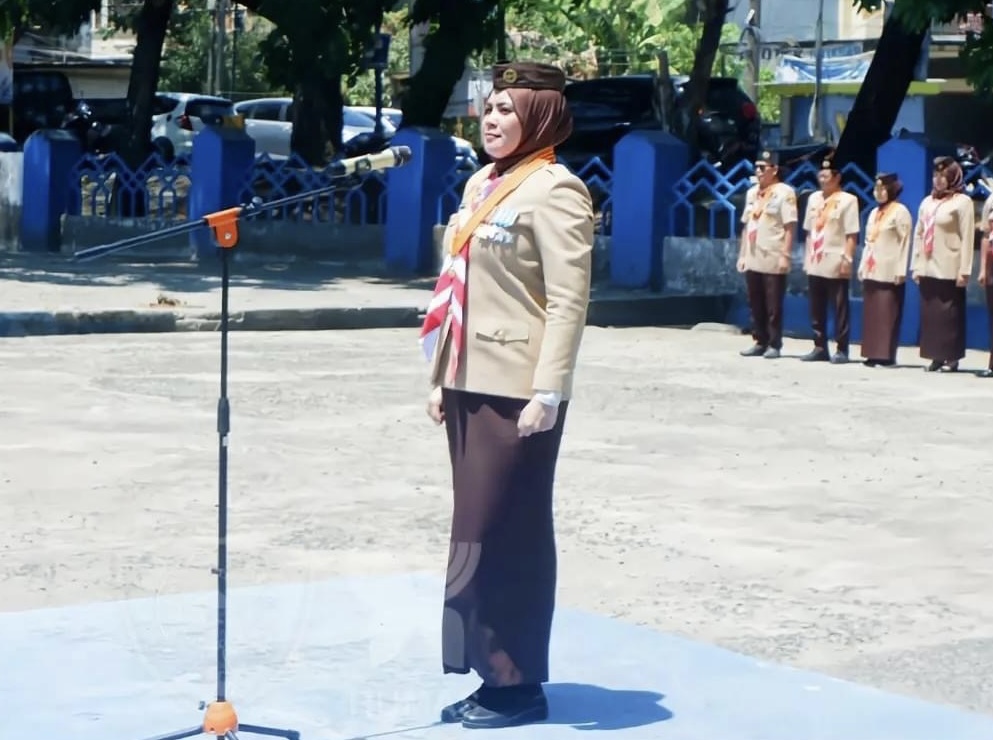 Wakil Bupati Maros Ziarah dan Tabur Bunga di Taman Makam Pahlawan Maros