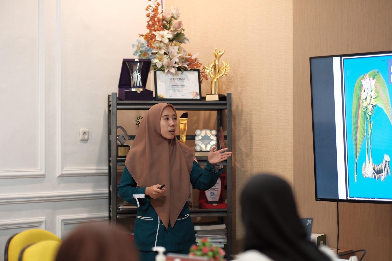 Pegawai Kominfo Makassar Ikuti Sosialisasi YKKI terkait Tumor dan Kanker