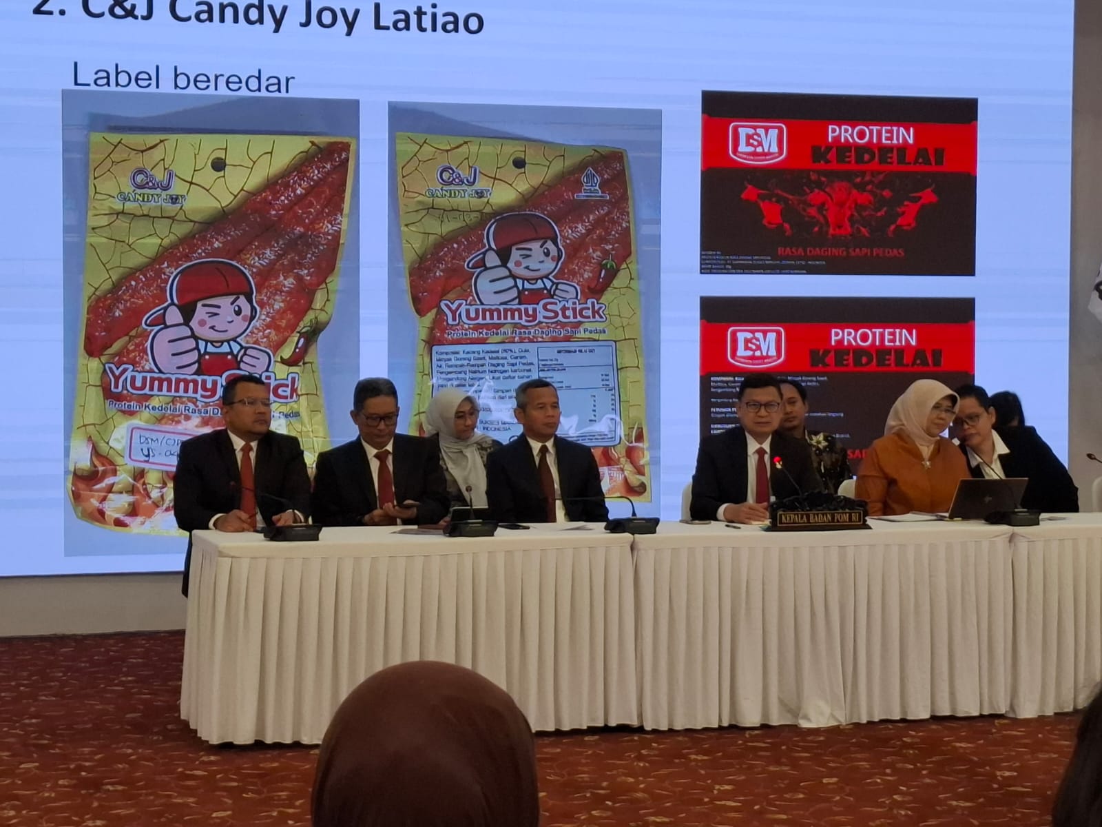 Badan Pengawas Obat dan Makanan (BPOM) telah menghentikan sementara peredaran produk jajanan impor asal China, Latiao