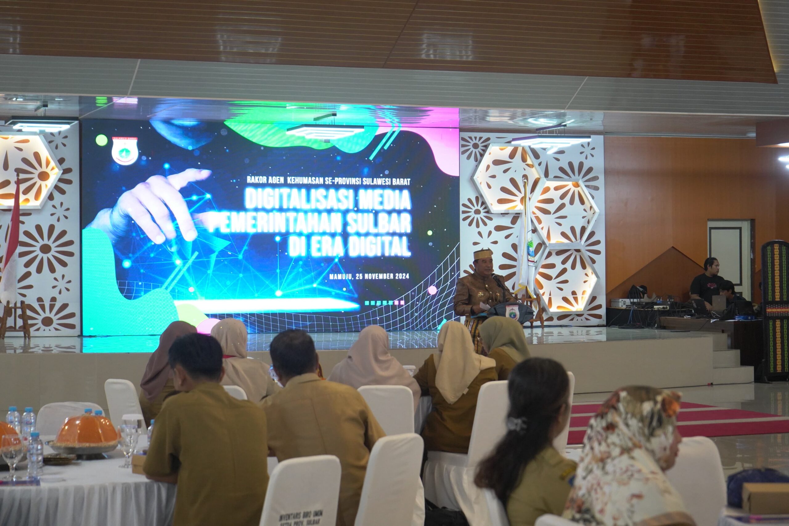 Penguatan SDM Era Digitalisasi, Pj Gubernur Sulbar: Kehumasan Harus Dikerjakan Secara Keilmuan