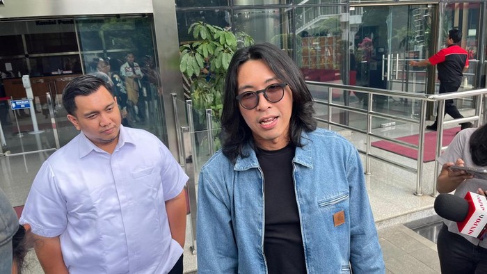 dr Tirta Mandira Hudhi alias Sapaan Akrabnya dr Tirta Saat Menyambangi KPK