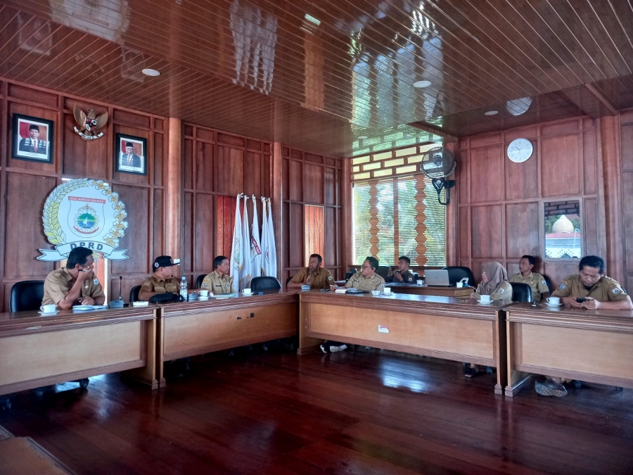 Sekretariat DPRD Sulbar Mempersiapkan Pertandingan Bola Volly Antar OPD