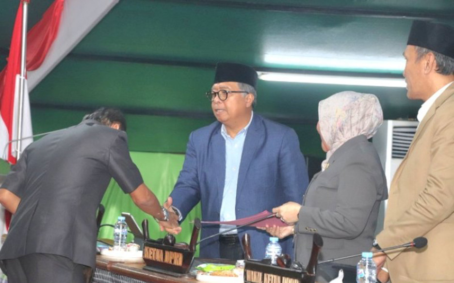 Pandangan Fraksi DPRD Terkait RAPBDP 2024, Sekda Sulbar Beri Apresiasi