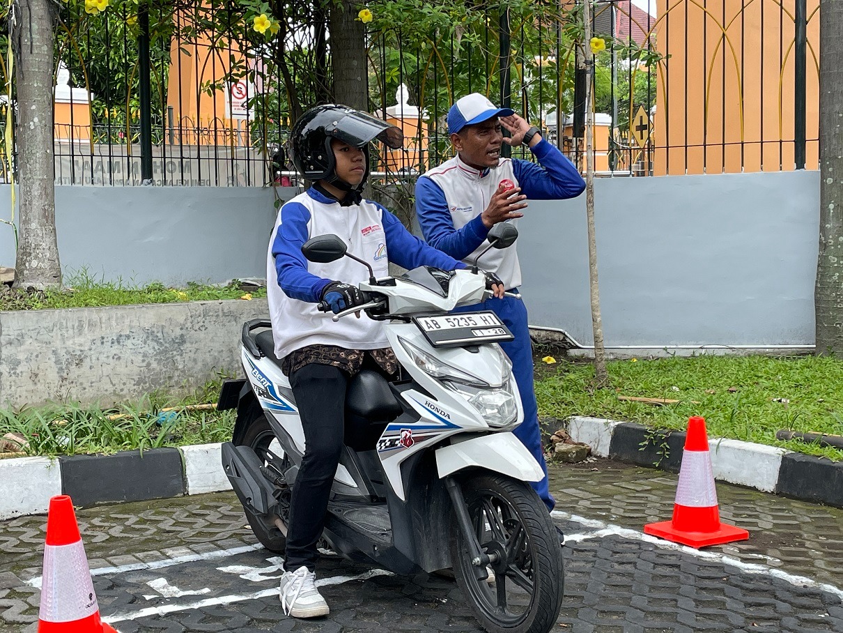 30 Mahasiswa UIN Suka Yogyakarta Bakal Jadi Agen Safety Riding