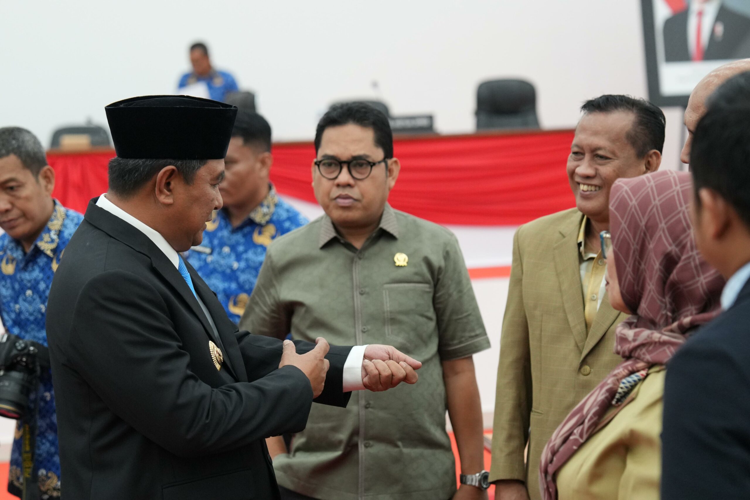 Fraksi DPRD Sulbar Setuju Lanjutkan Pembahasan Ranperda Perubahan Susunan Perangkat Daerah