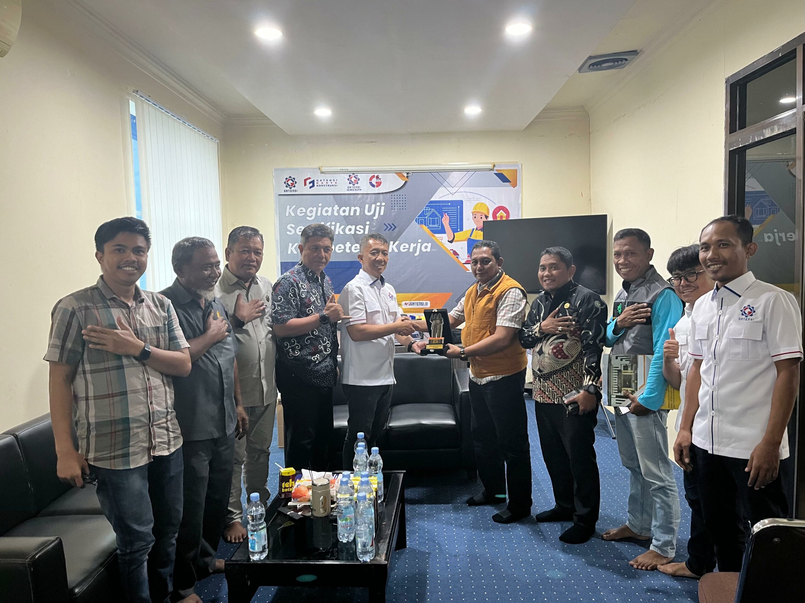 DPRD Pare-Pare Bahas Rancangan Perda Sistem Irigasi dengan BPC Gapensi Makassar. (Ist)