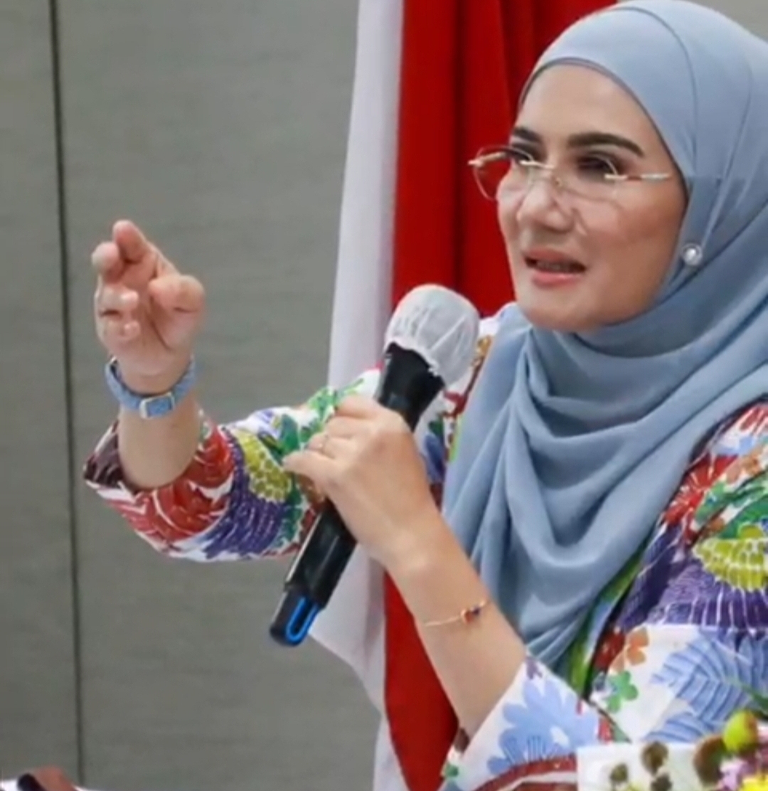 Soroti Petugas Damkar Tak Pakai Masker Saat Bertugas, Srikandi Gerindra Depok : Dinas Damkar Depok Harus Segera Dievaluasi
