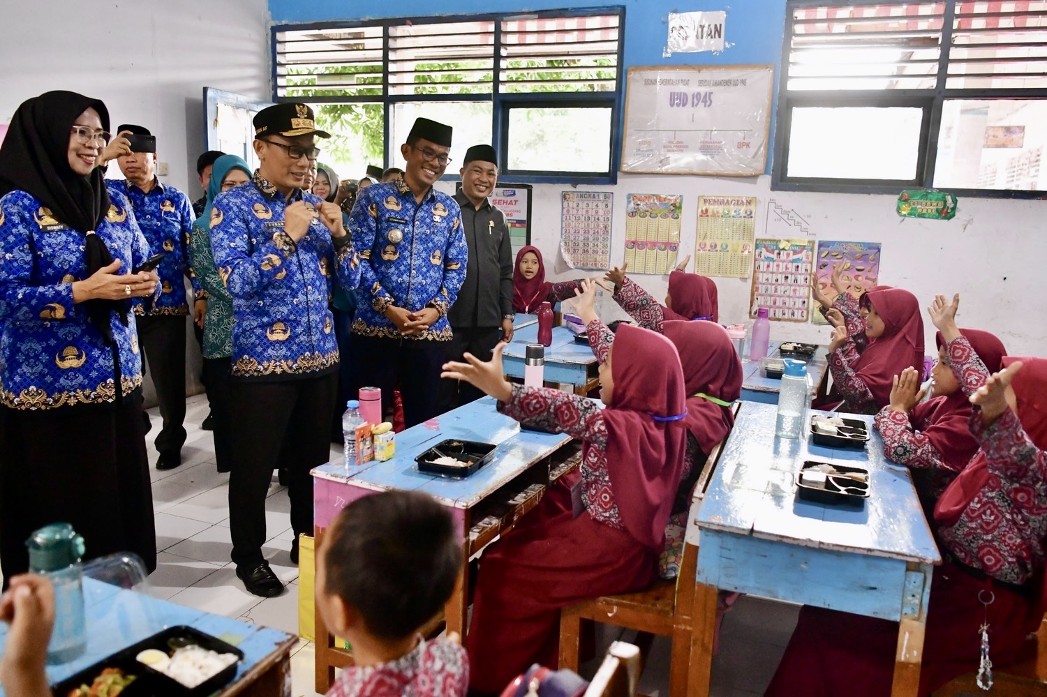Simulasi Makan Siang Bergizi di Takalar, Prof Zudan: Sulsel Siap