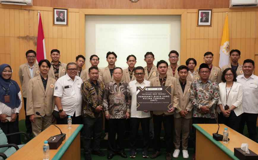 IMIP Berikan Beasiswa Hilirisasi Bagi 24 Mahasiswa UGM