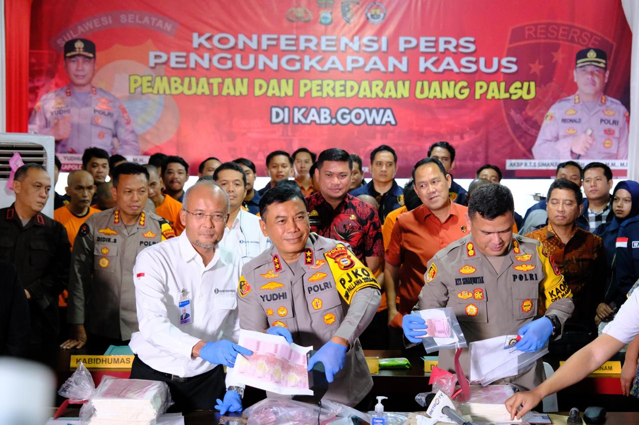 Polisi Gandeng Imigrasi : Cegah Tiga DPO Uang Palsu Kabur Ke Luar Negeri