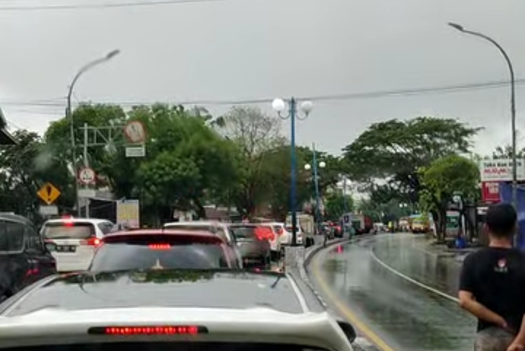 Pemkab Maros Pasang 142 Lampu Jalan di Poros Trans Sulawesi