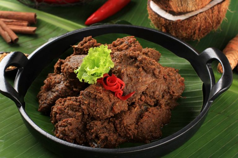 Resep Rendang Daging Sapi Untuk Lebaran Gurih dan Nikmat 768x512