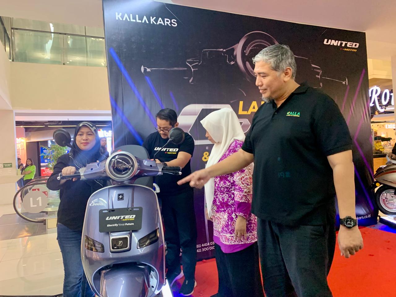 United E-Motor Perkenalkan C2000, Skuter Listrik Modern dengan Fitur Canggih