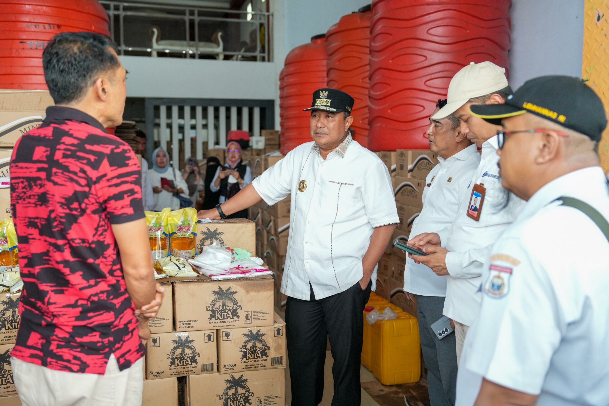 Pj Gubernur Sulbar Tinjau Stok Bapok Jelang Natal dan Tahun Baru