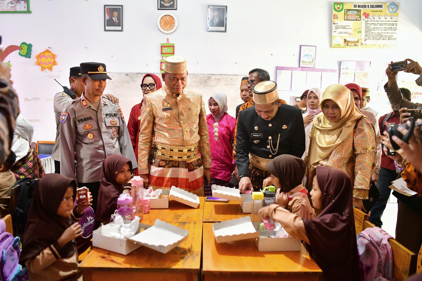 Pj Gubernur Sulsel Uji Coba Program PKG dan MBG di Palopo