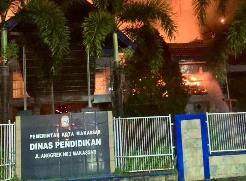 Kantor Dinas Pendidikan Makassar Kebakaran, Danny Pomanto Minta Usut Tuntas